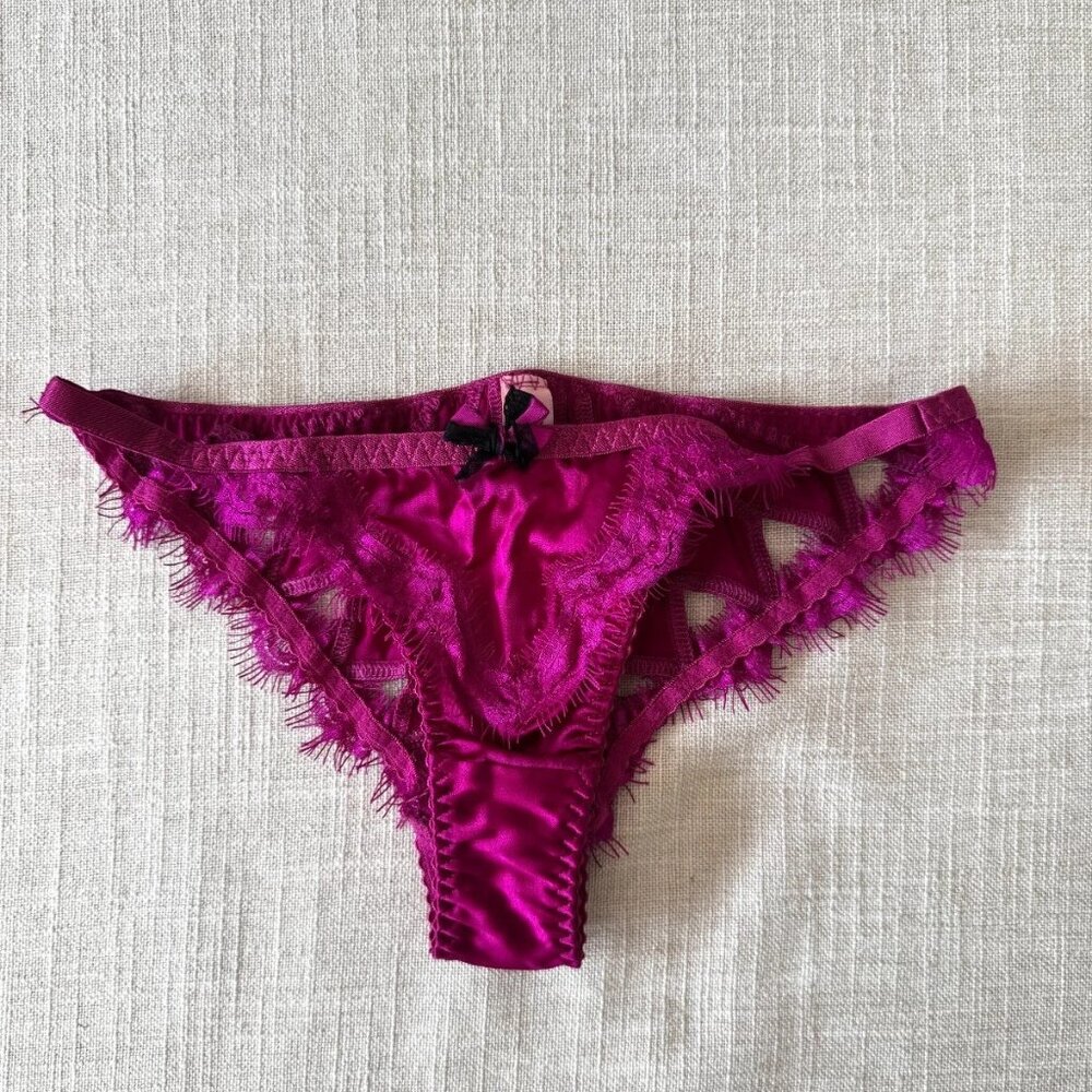 Rare Discontinued NWT Agent Provocateur Lavelle Magenta Silk Brief SZ 1